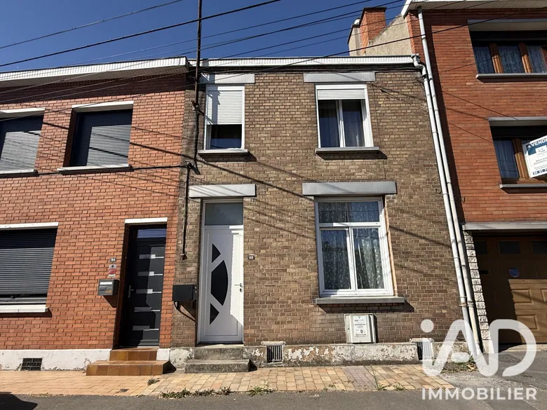 Maison 4 pièces 121 m² · à Hénin-Beaumont · 121,4 m² · 157 000 €