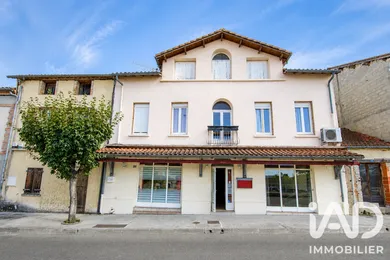 Immeuble à Molières (82220)