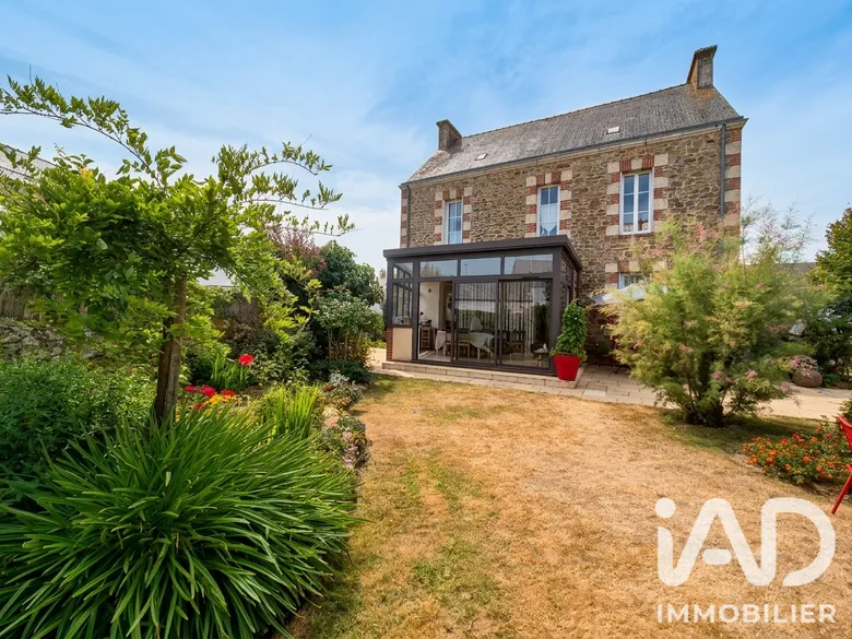 Maison 7 pièces 132 m² · à Saint-André-des-Eaux · 132,4 m² · 600 000 €
