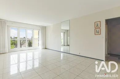 Apartment in Troyes (10000)