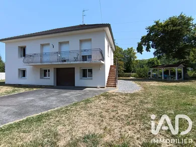 House in Gelos (64110)