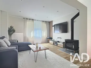 Townhouse in Lys-lez-Lannoy (59390)
