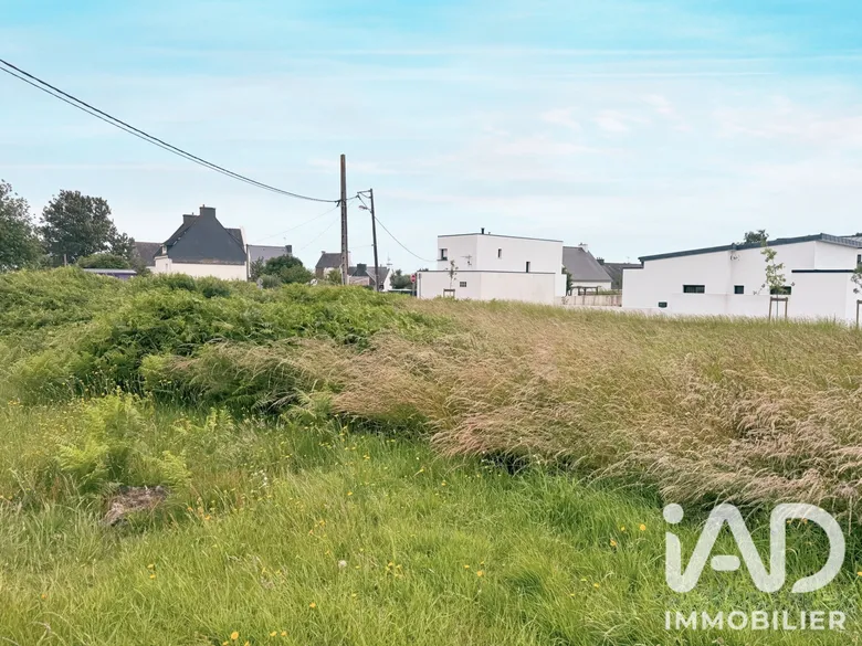 Terrain à bâtir à Riantec (56670) · 351 340 €