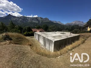 Building plot in Saint-Bonnet-en-Champsaur (05500)
