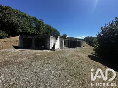 Building plot in Saint-Bonnet-en-Champsaur (05500)