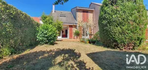 Maison à Coignières (78310)