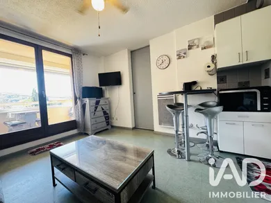 Apartment in Sanary-sur-Mer (83110)