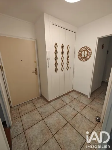 Apartment in Évry (91000)