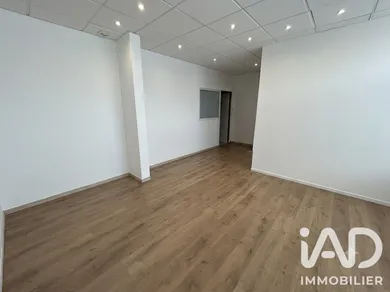 Commercial walls in Chanceaux-sur-Choisille (37390)