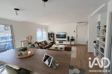 Apartment in Toulon (83000)