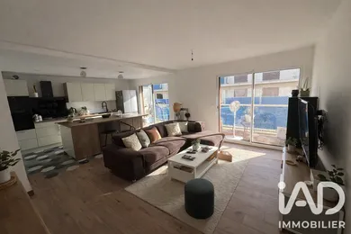 Apartment in Toulon (83000)