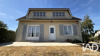 Maison traditionnelle à Morigny-Champigny (91150)