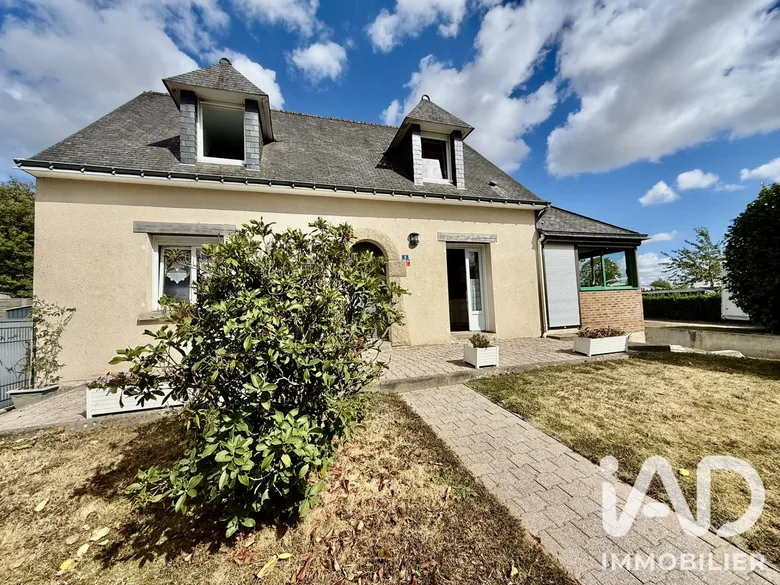 Maison 7 pièces 121 m² · à Plémet · 121 m² · 250 000 €