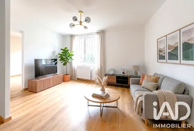 Apartment in La Garenne-Colombes (92250)