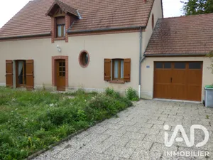 Detached house in Le Breuil (51210)