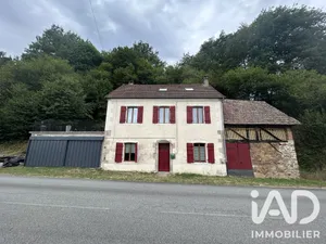 House in Croze (23500)