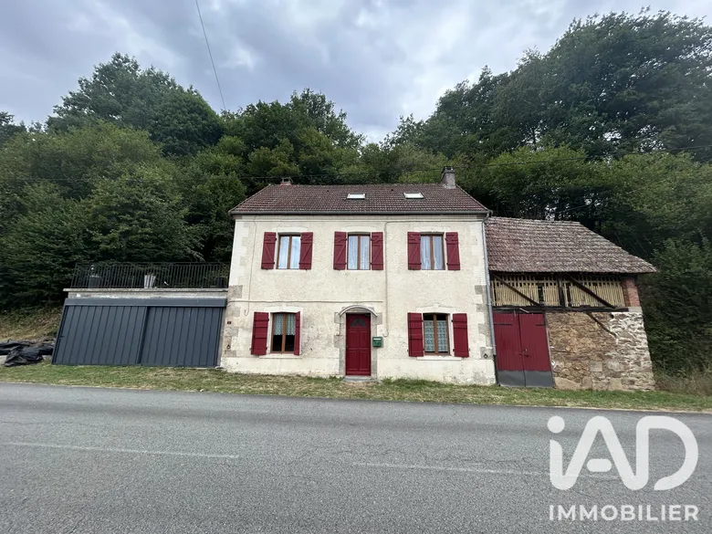 Maison 5 pièces 117 m² · à Croze · 117 m² · 103 000 €