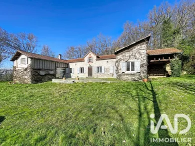 Maison de campagne à Barbachen (65140)