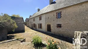 Longere in Longues-sur-Mer (14400)