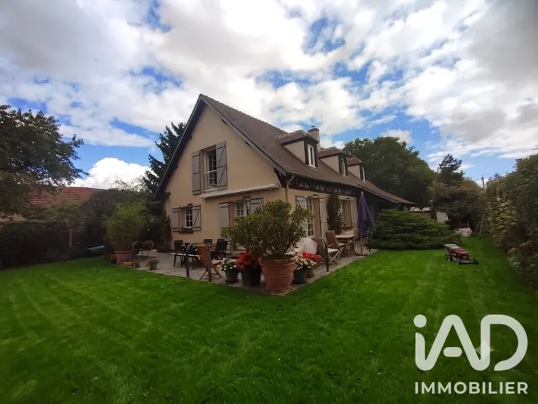 Maison 6 pièces 163 m² · à Saint-Georges-sur-Eure · 163 m² · 437 000 €