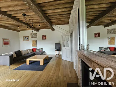 Village house in Mionnay (01390)