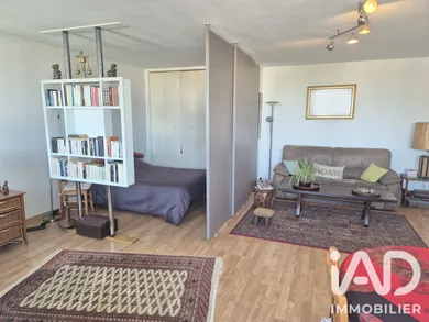 Apartment in La Roche-sur-Yon (85000)