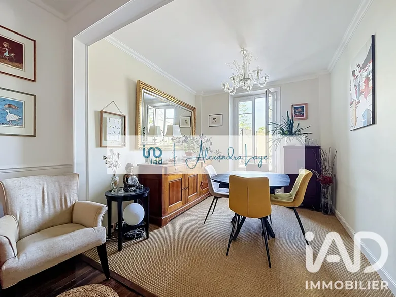 Maison 6 pièces 128 m² · à Le Châtelet-en-Brie · 128 m² · 335 000 €