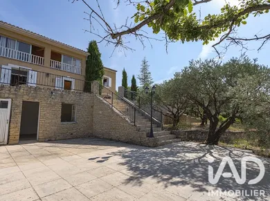 Maison à Saint-Saturnin-lès-Apt (84490)
