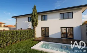 Traditional house in Anglet (64600)