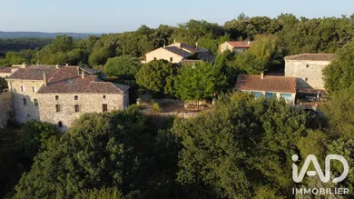 Mas à Issirac (30760)