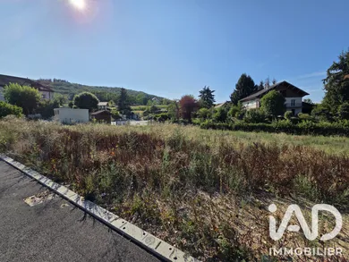 Building plot in Cressin-Rochefort (01350)