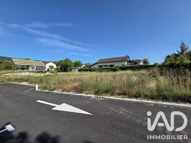 Building plot in Cressin-Rochefort (01350)