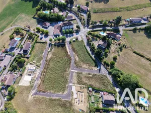 Building plot in Cressin-Rochefort (01350)