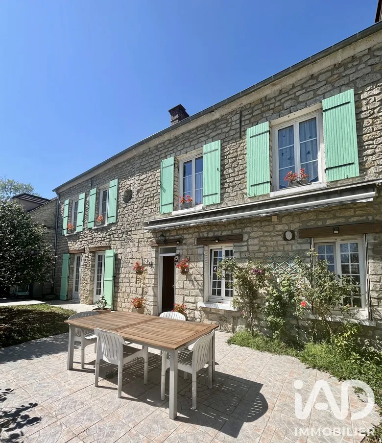 Maison 5 pièces 113 m² · à Arronville · 113 m² · 280 000 €