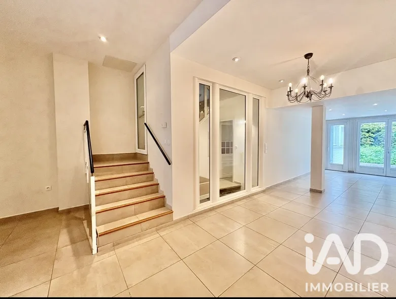 Maison 7 pièces 164 m² · à Douai · 164 m² · 220 000 €