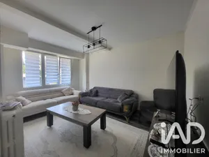 Detached house in Varennes-sur-Seine (77130)