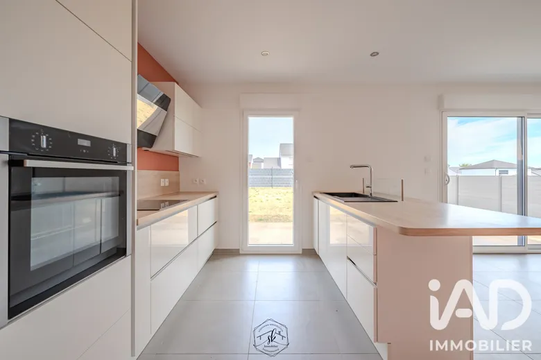 Maison 5 pièces 105 m² · à Stuckange · 105 m² · 370 000 €