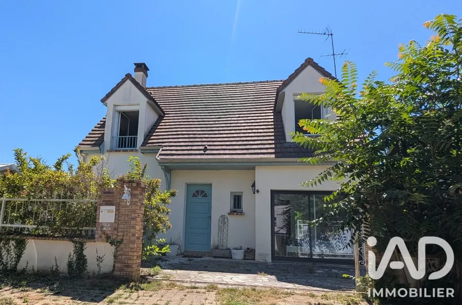 Maison traditionnelle à Ecquevilly (78920) photo 2