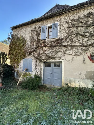 Village house in Thégra (46500)