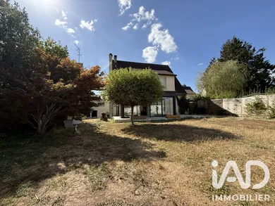 Maison à La Grande-Paroisse (77130)