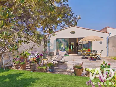 House in La Couarde-sur-Mer (17670)