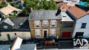 Architectural house in Nantes (44100)