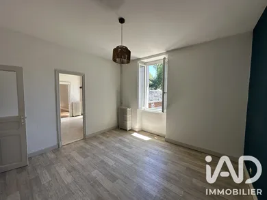 Appartement à Saint-Céré (46400)