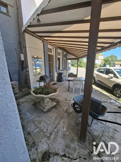 Townhouse in Cremeaux (42260)