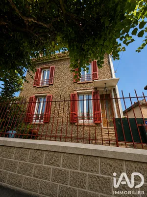 House in Villeneuve-le-Roi (94290)