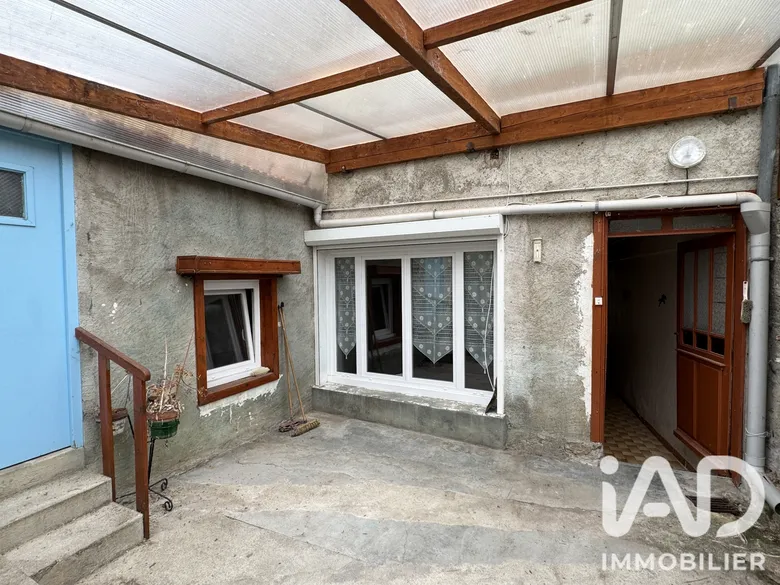 Maison 4 pièces 131 m² · à Sainte-Colombe-sur-l'Hers · 131 m² · 45 000 €