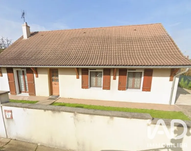 Maison 5 pièces 100 m² · à Saint-Prest · 100 m² · 235 000 €