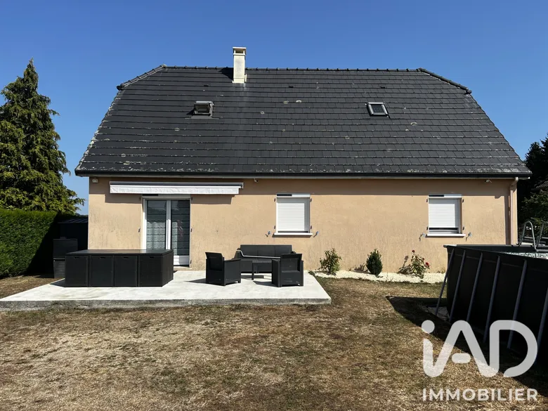 Maison 5 pièces 128 m² · à Vigeois · 128 m² · 240 000 €