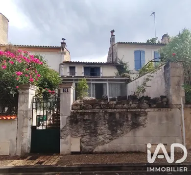 Townhouse in Jarnac (16200)