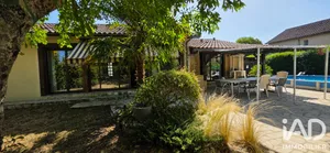 Townhouse in Bergerac (24100)